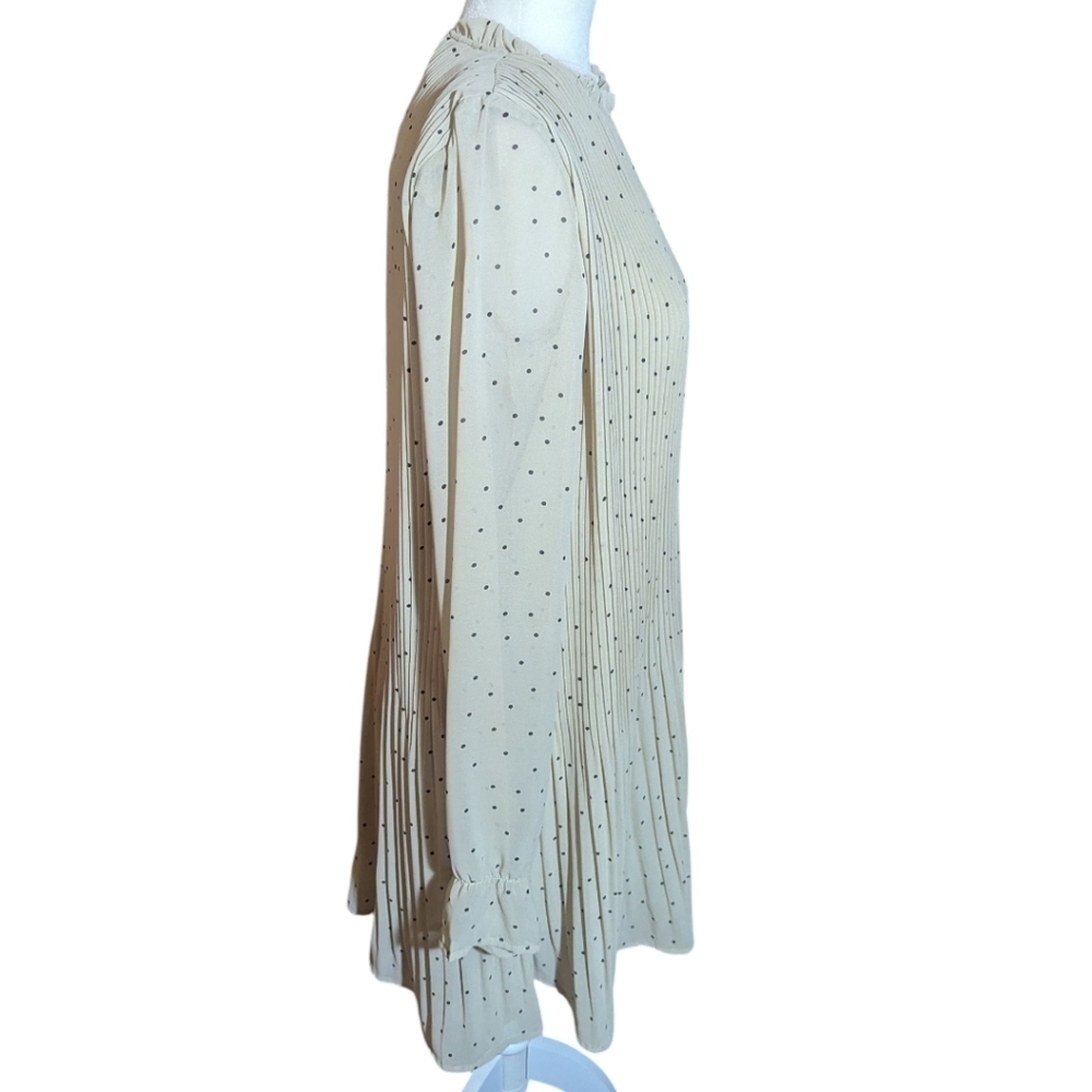Mod Ref Beige Neutral Neutral Pleated Long Sleeve Chiffon Flowy Dress NWT Sz S - Picture 3 of 10